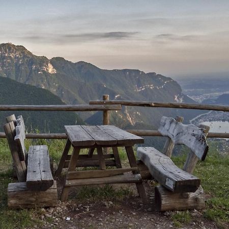 Appartamento Cascina Del Galin Lanzo dʼIntelvi Esterno foto