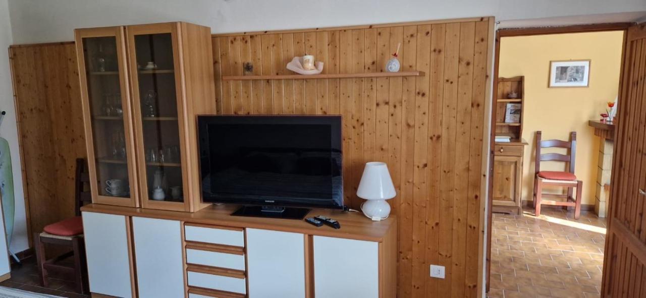 Appartamento Cascina Del Galin Lanzo dʼIntelvi Esterno foto